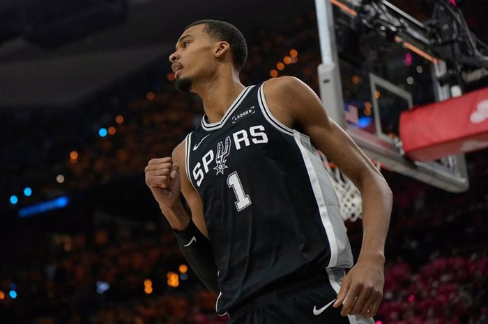 NBA 2026, i risultati della notte (25 maggio): San Antonio domina gara-4 e pareggia la serie con OKC