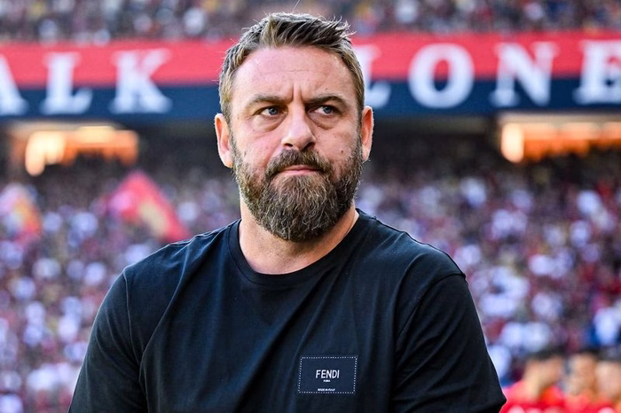 🧐 Bologna, presto la separazione con Italiano! Di Francesco e De Rossi in corsa