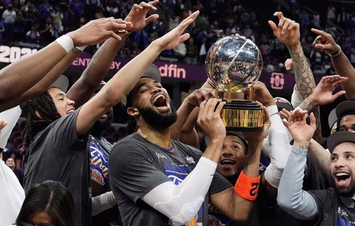 NBA : Pendant que Wembanyama et les Spurs bataillent, les Knicks rejoignent déjà la finale