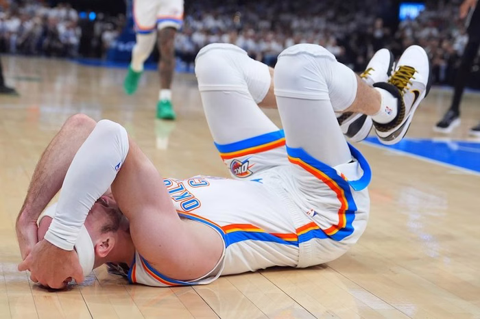 NBA, i risultati della notte (29 maggio): San Antonio travolge OCT e va a gara-7