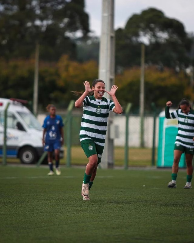 Coritiba Feminino vence Real Heips e vai às quartas do Brasileiro A3