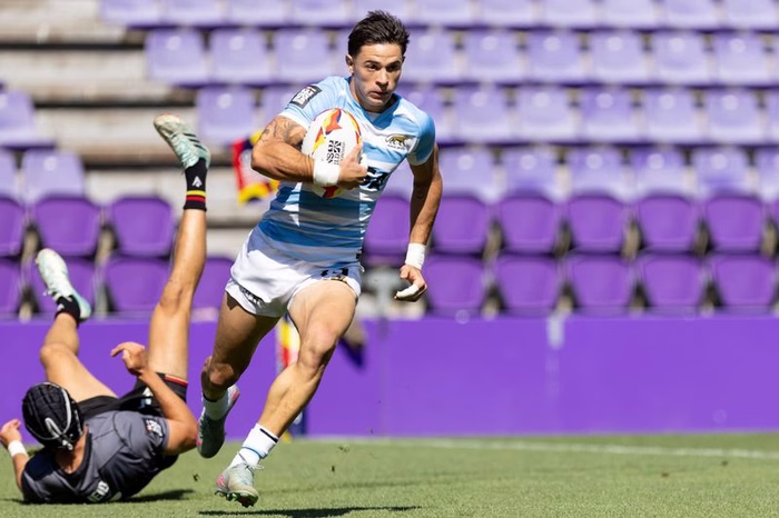 Los Pumas 7s vencieron a Nueva Zelanda y pasaron con puntaje ideal a cuartos de final en Valladolid