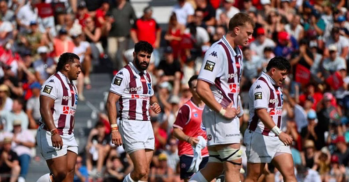 Top 14 : "il fallait qu'on prenne un point", l'UBB garde la main malgré sa défaite à Toulon (27