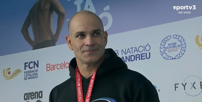 Aos 46 anos, Nicholas Santos conquista a medalha de bronze no Mare Nostrum em Barcelona