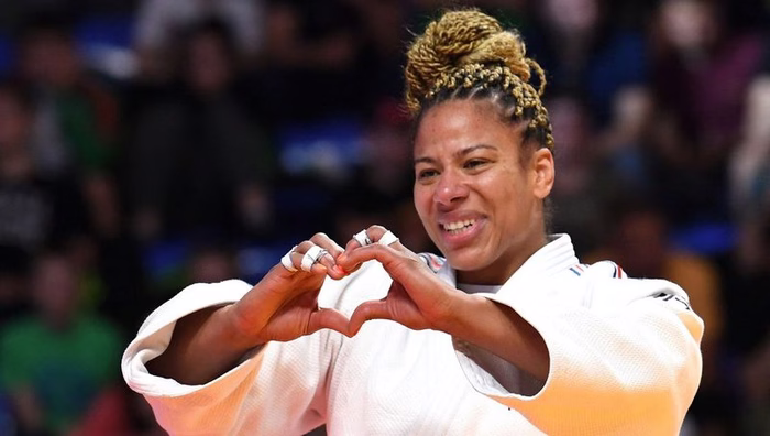 Estelle Posvite fait son retour :"Quand on m'a dit que ma vie était en jeu, je n'ai pas tergiversé"