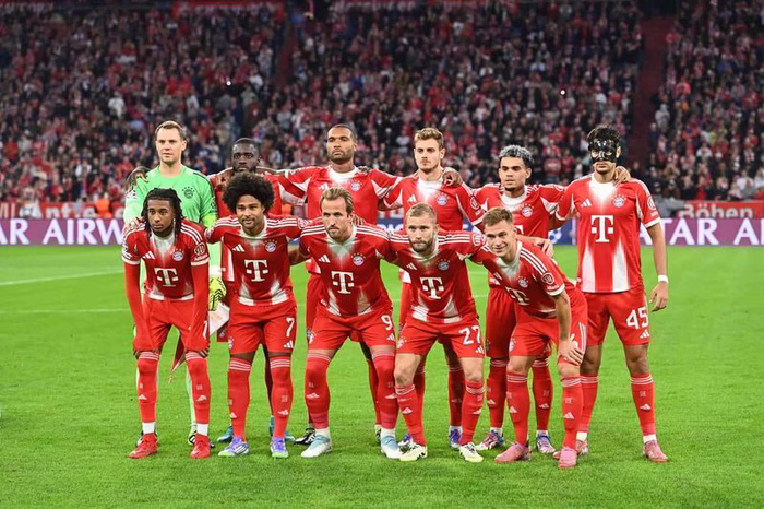 UEFA würdigt Bayern-Duo: Kane und Olise in der Elf der Saison