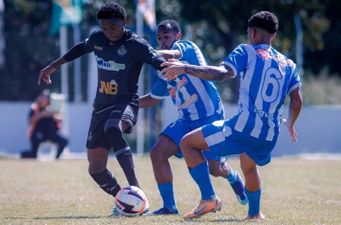 Da elite aos vexames na 5ª divisão: time é eliminado com saldo -26