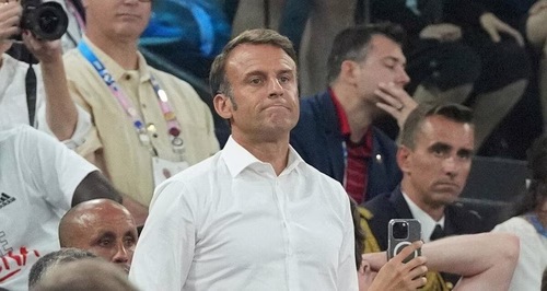 Équipe de France (F) : le coup de boost d'Emmanuel Macron aux Bleues