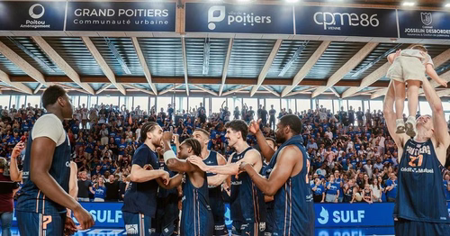Quentin, Poitiers attend Nantes "de pied ferme" pour le match aller de la demi