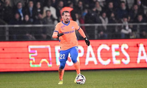 Ex-OM : L’incertitude sur l’avenir de Bennacer