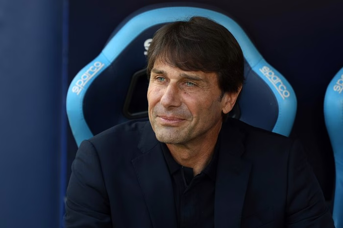 Conte saluta il Napoli: “Due anni vincenti! Semplicemente grazie”