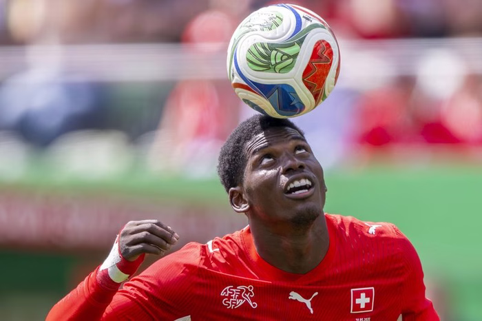 Verteidiger spricht über das Camp in den USA