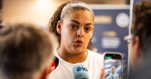 "l'envie de gagner prend trop de place dans mon esprit" dit Sarah Bouktit avant ses adieux au Metz Handball