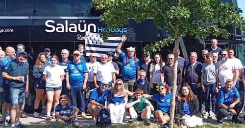 "On échauffe nos voix depuis ce matin" : de nombreux supporters bretons à Toulouse pour soutenir les rugbymen du RCV