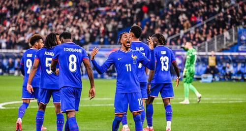 Équipe de France : une star des Bleus vers un géant européen contre 150M€ ?
