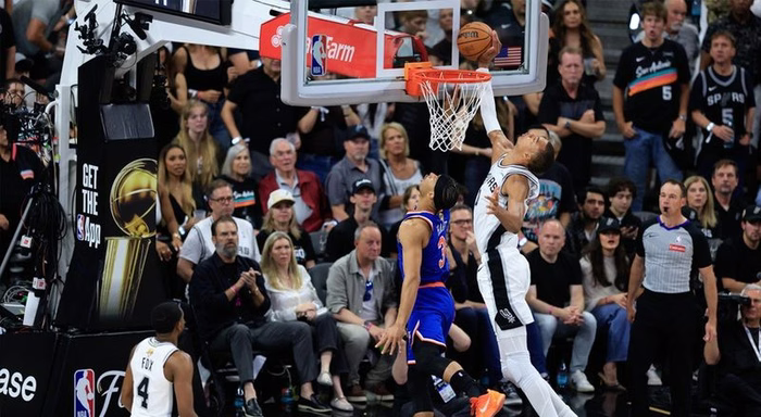 Knicks alargam vantagem na final da NBA