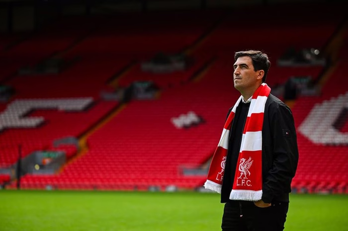 Andoni Iraola es el nuevo DT de Liverpool: el plan para recuperar la mística de Jürgen Kloop