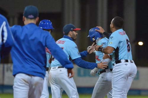 Baseball: San Marino batte Parmaclima nel big match del venerdì in Serie A. Cade la Fortitudo