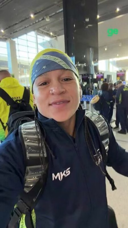 Em nova categoria, Bia Ferreira embarca para Copa do Mundo de boxe
