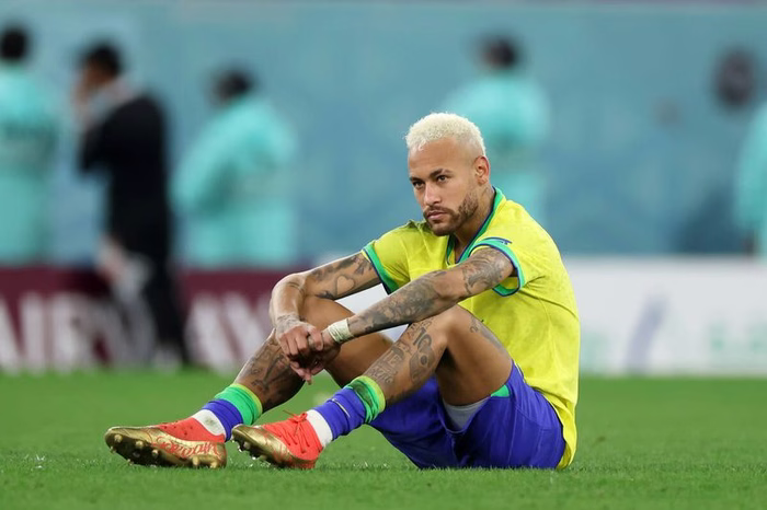 ⚠️ Attesi oggi gli esami medici per Neymar: Brasile col fiato sospeso