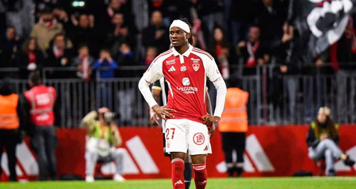 Ligue 2 : Reims frappe un grand coup avec un joueur de Ligue 1, Annecy dit au revoir à un historique