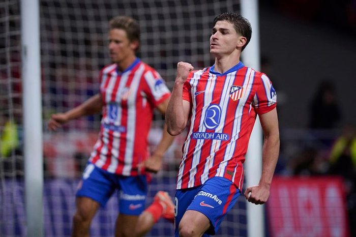 Atlético de Madrid recusa proposta do Real por Julián Alvarez