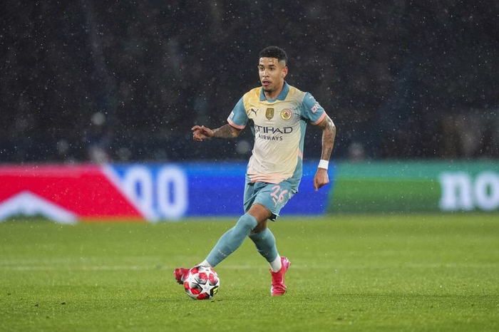 Tottenham : les Spurs prêts à casser la tirelire pour Savinho