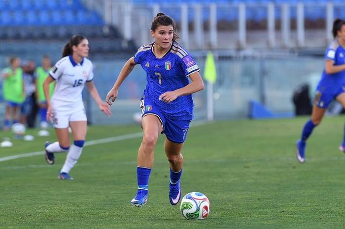 Sorteggio playoff Qualificazioni Mondiali calcio femminile 2027: quando si svolge e le date delle partite di andata e ritorno
