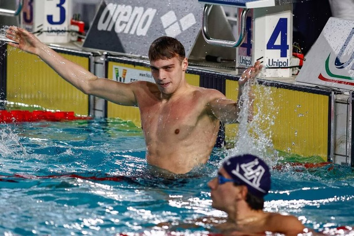 Jacopo Barbotti: "Battere Razzetti un'emozione, ma resta il riferimento nei misti. Sogno una medaglia con la 4x200 sl"