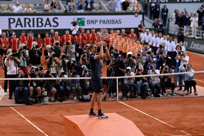 Becker comemora título de Zverev: “Estou muito orgulhoso por ele”