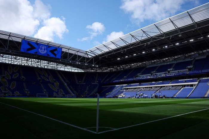 Everton ordered by Premier League to pay £35m in compensation to Burnley over PSR breach