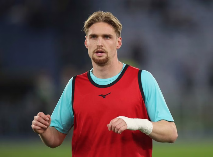 Lazio, Taylor: "Non ci penserei due volte a tornare all'Ajax. Su Farioli..."