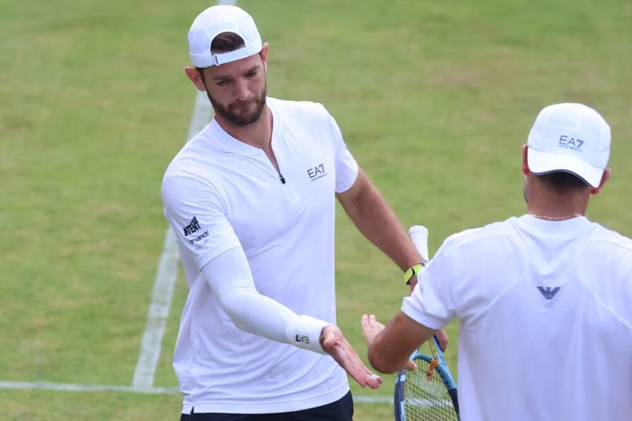 Andrea Vavassori annuncia un nuovo compagno di doppio a Halle: Bolelli fermo ai box