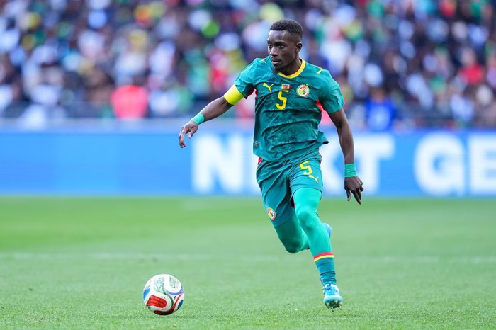 Everton in talks with Idrissa Gueye over new contract as club targets Championship player to strengthen midfield
