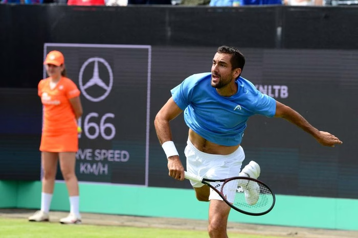 Medvedev e Cilic têm jogos suspensos por chuva na Holanda