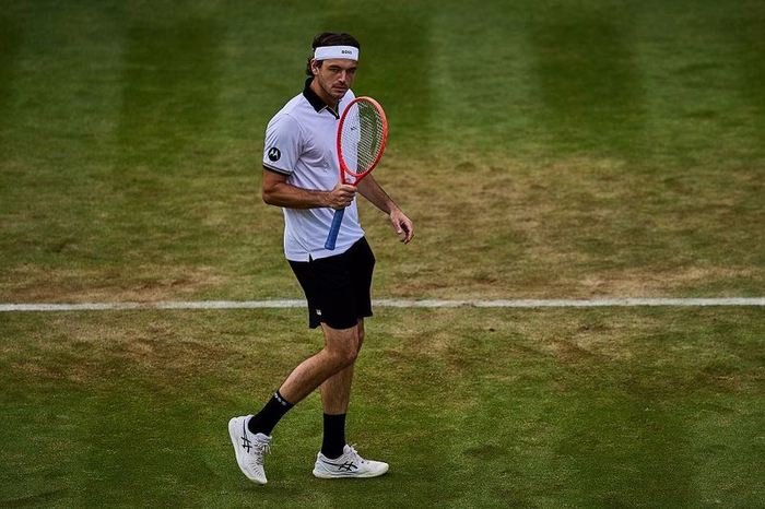 ATP Stoccarda 2026: Fritz supera a fatica Landaluce, fuori Kyrgios. Shelton salvato dall’oscurità