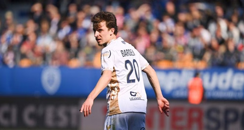 Ligue 2 : Bardeli confirme son départ de Dunkerque, Pau vise un ancien défenseur de Laval