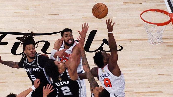 Basketball: Historisches Comeback! New York Knicks greifen nach dem NBA-Titel