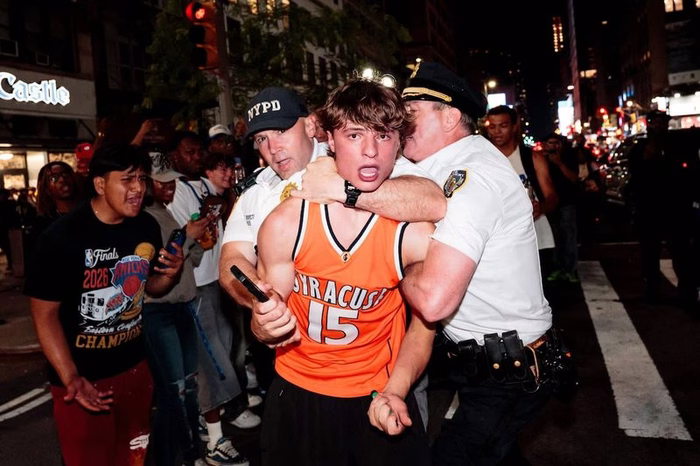 Otra noche salvaje en Nueva York tras el cuarto partido de la final de la NBA: agresión a Wembanyama
