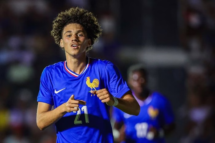 🎙️ Akliouche: “K. Thuram mi vuole con sè alla Juve. Voglio giocare in Champions, deciderò dopo i Mondiali. Zidane tra i miei idoli”