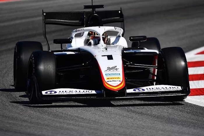 F3: Nael lidera TL com dominância da Campos no GP de Barcelona; Clerot é 18º e Barrichello 28º