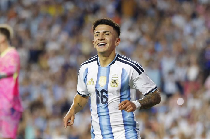 Pouco aproveitado no Atlético de Madrid, Almada é cotado para ser titular da Argentina