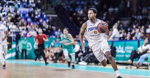 Basket : Poitiers s'impose largement dans le match aller de la finale d'Élite 2 à Pau