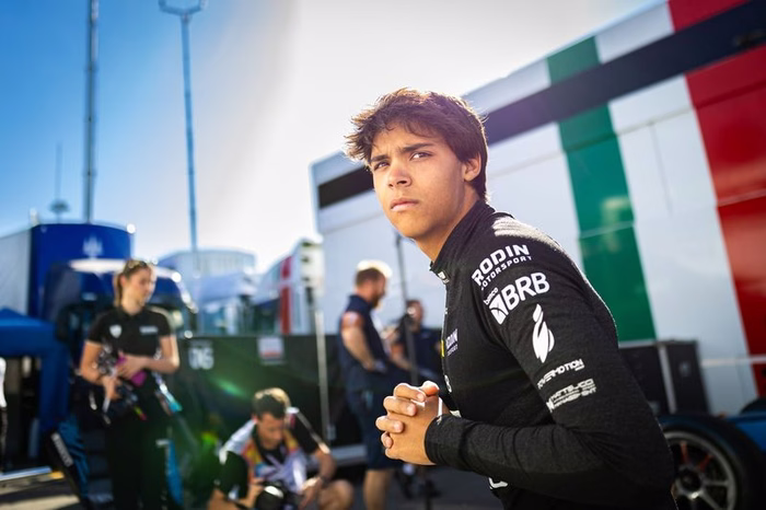 F3: Após escala na sprint, Clerot mira top 10 em Barcelona