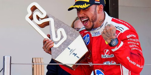 Hamilton erfüllte sich Kindheitstraum, Ärger bei Mercedes
