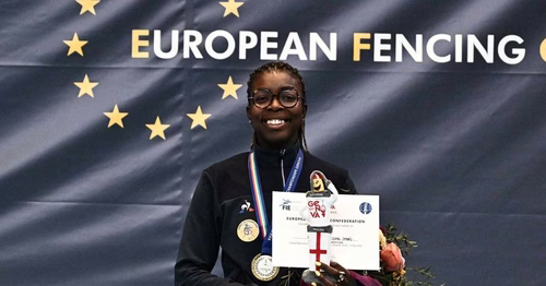 La sabreuse strasbourgeoise Sarah Noutcha défend son titre européen : "C'est bon signe d'être favorite"