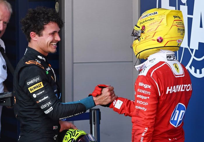 Norris elogia Hamilton: "Pode dar dedo do meio aos críticos"