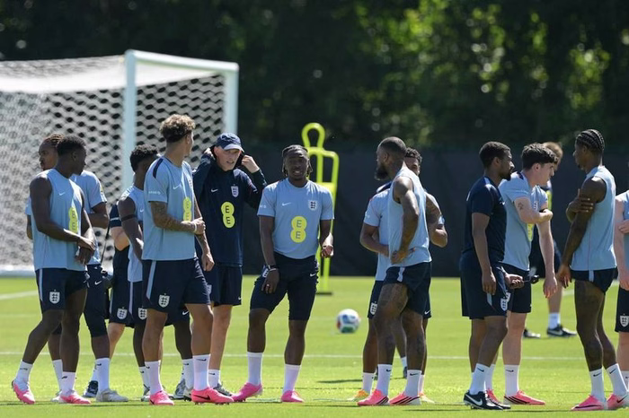 Contratiempo para Inglaterra: el lateral Tino Livramento se perderá el Mundial por lesión
