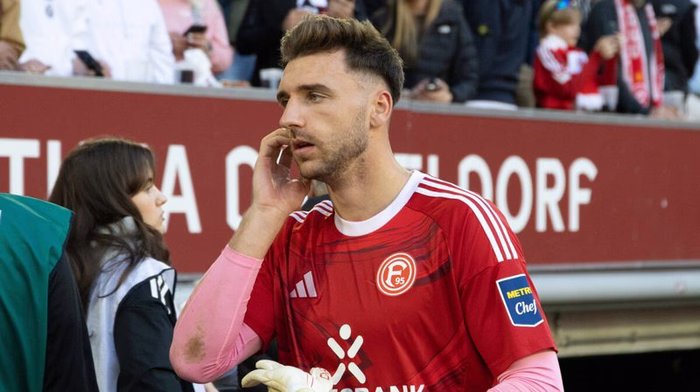 Nach Abstieg: Ex-BVB-Keeper wechselt innerhalb der zweiten Liga