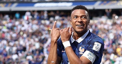 Après son doublé face au Sénégal, Kylian Mbappé devient le meilleur buteur de l'histoire de l'équipe de France
